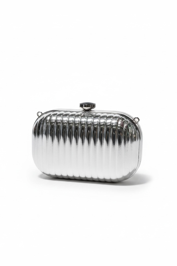 Echo Flask Clutch